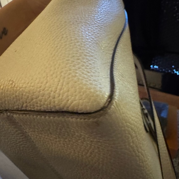 GUCCI SWING TOTE IN IVORY WITH COA💕💕💕 - Picture 11 of 13